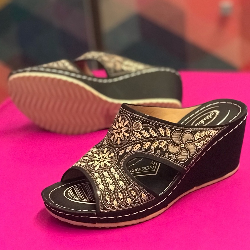 Last Pair! Italina Tan Brown Floral Embroidered Peep Toe Wedge Mule Sandals - Picture 11 of 15
